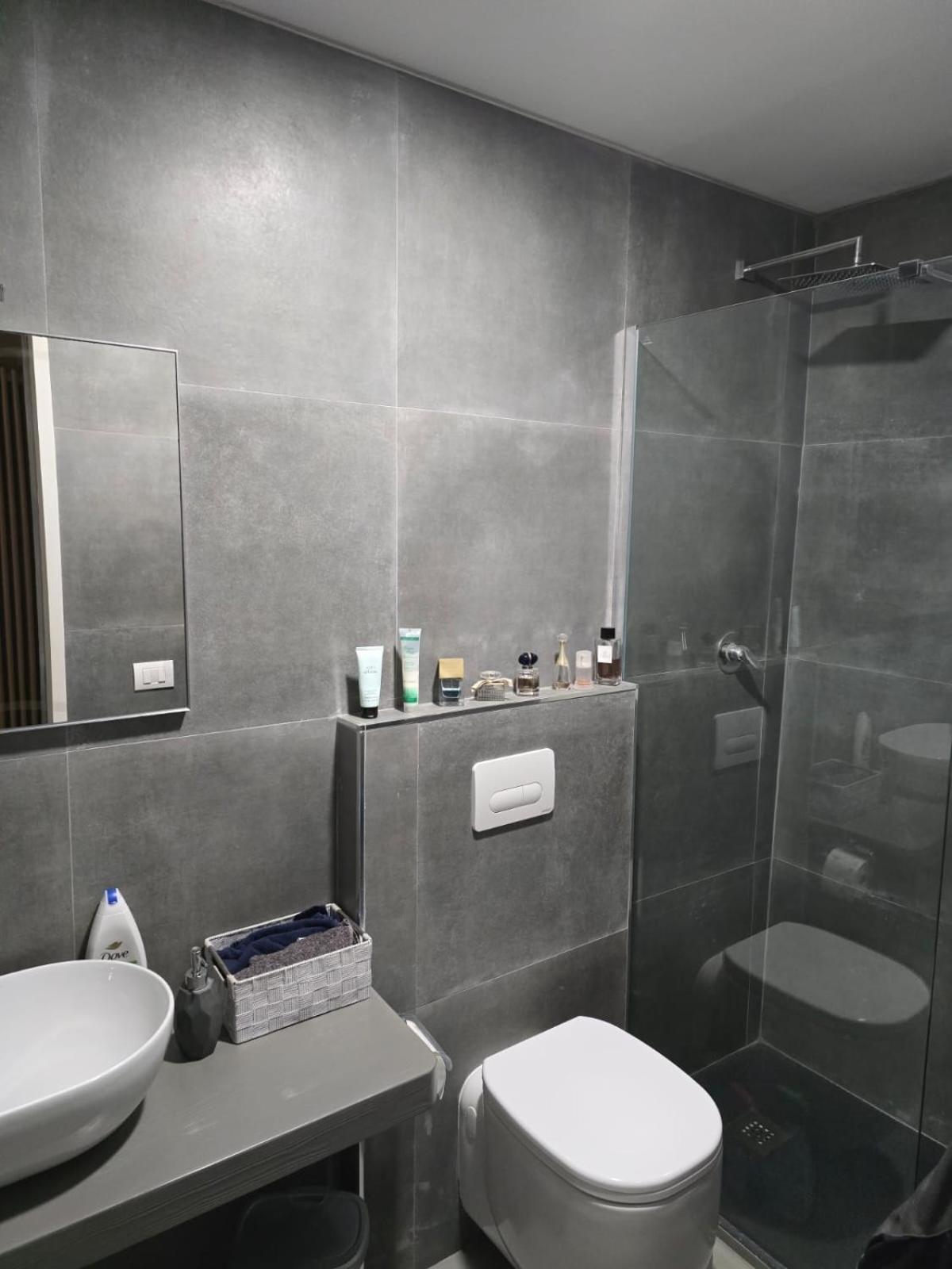 La Villa Apartments Tinaia - Excellent For Sardegna & Corsica - 6-8 Beds - Private Parking Included With Camera Livorno Exterior photo